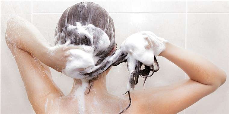 чем мыть голову чтобы волосы не жирнели