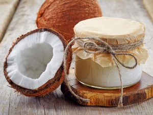Кокосовое масло: применение в домашних условиях, рецепты красоты, польза и вред, отзывы